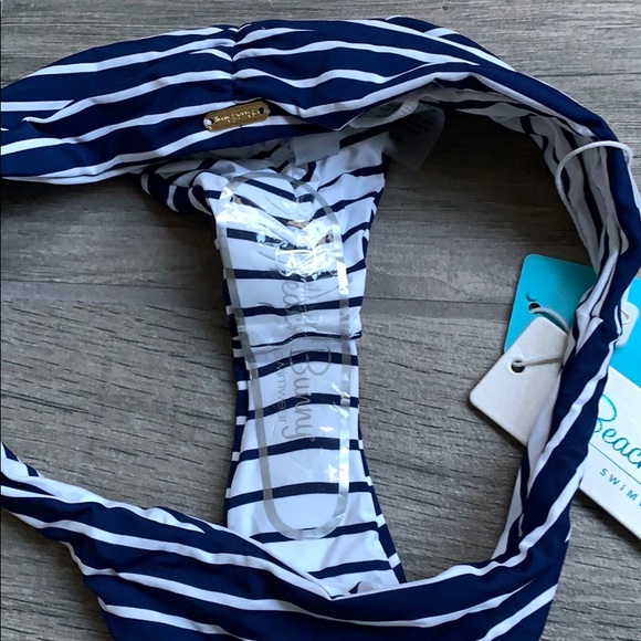 BEACH BUNNY NAVY SKIMPY REVERSIBLE BOTTOM - Picture 7 of 9